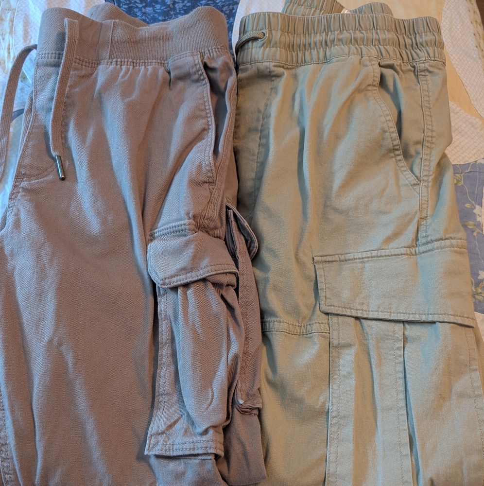 H&M Men's Cargo Joggers - Size Small